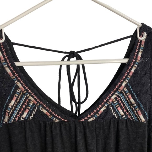 Women's Xhilaration Cold Shoulder Top - Picture 15 of 15